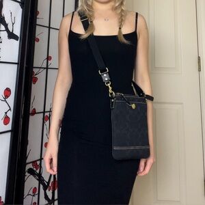 Vintage Black Coach Signature Jacquard Crossbody Swingpack Purse Bag